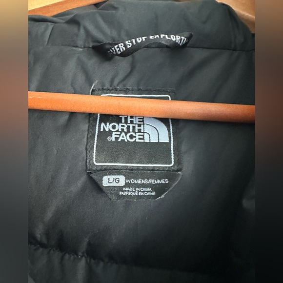 North Face Women’s Long Parka - L - Picture 3 of 5